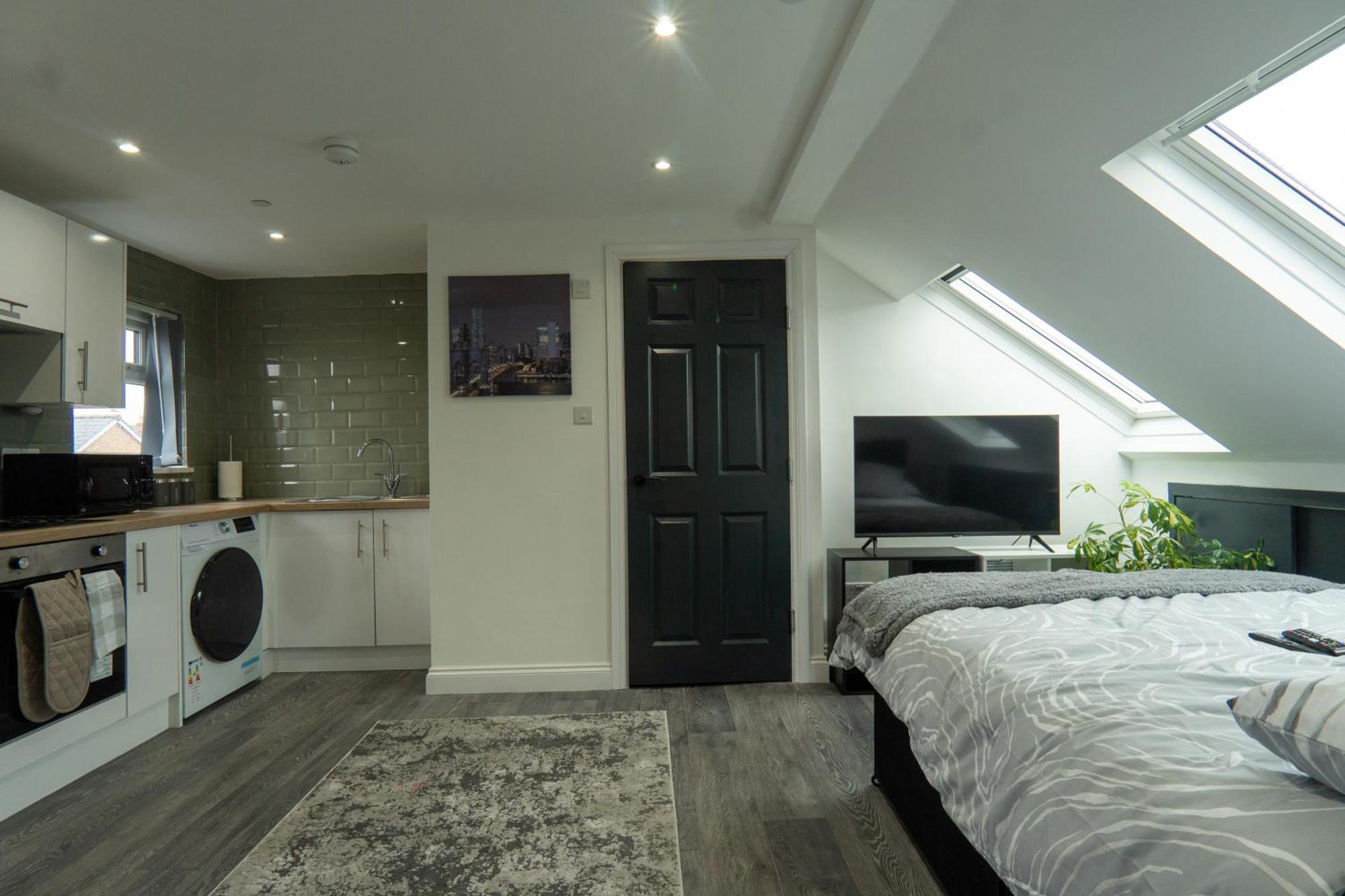 Modern Apartments Near Cardiff City Centre מראה חיצוני תמונה