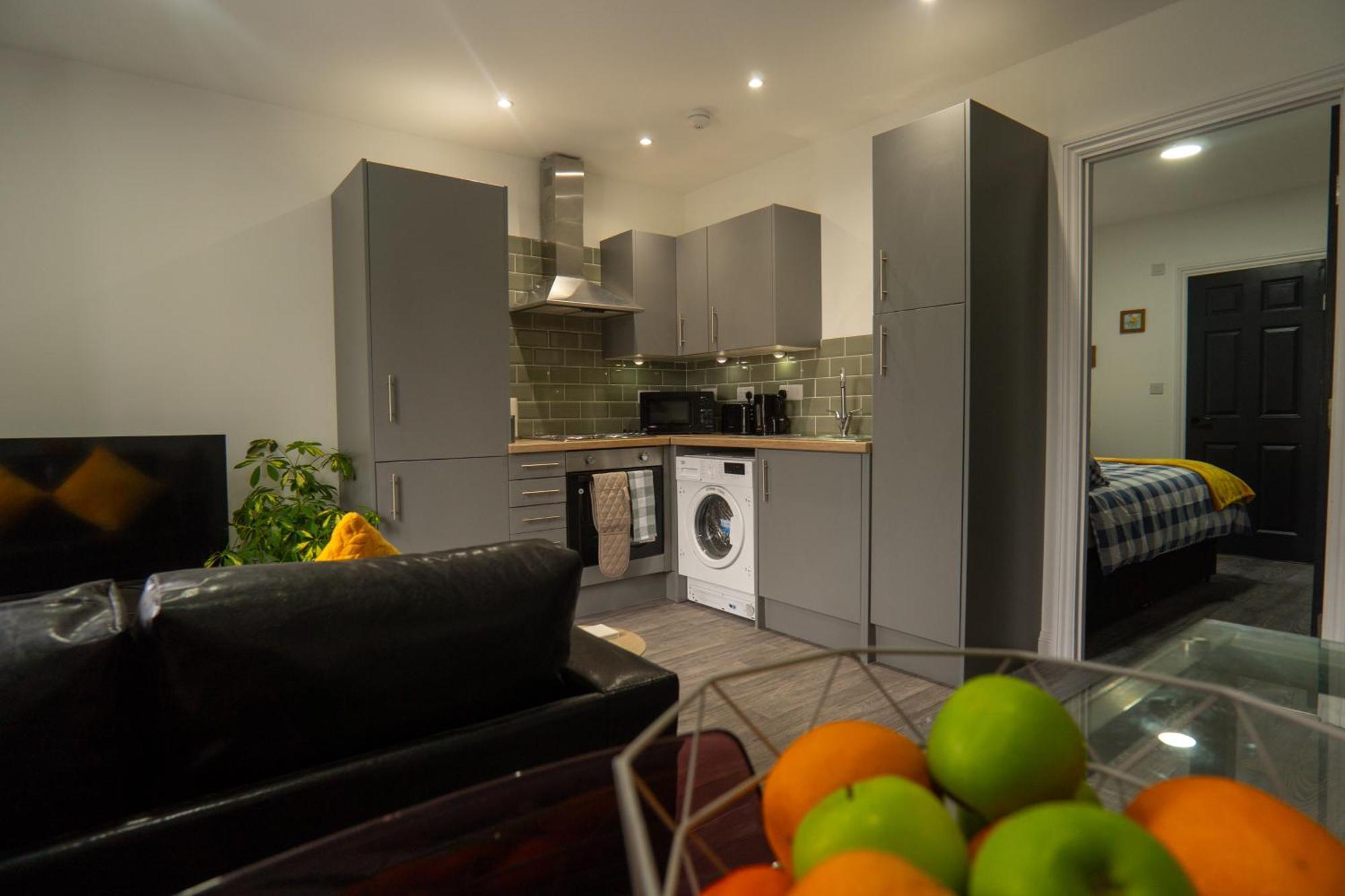 Modern Apartments Near Cardiff City Centre מראה חיצוני תמונה